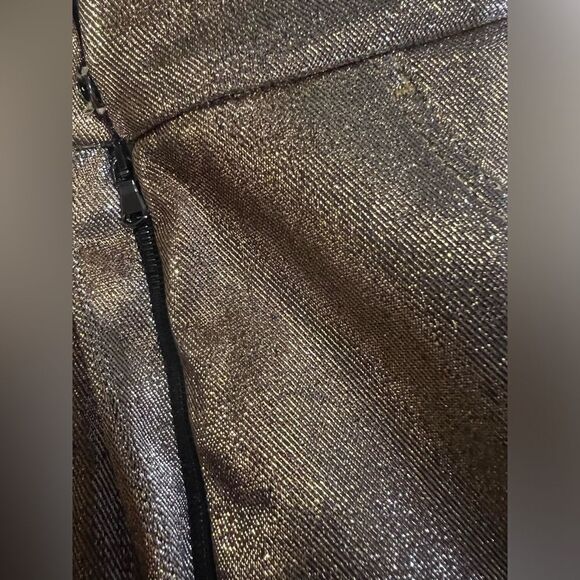 Dolce and Gabbana gold shorts size 38 (US2) - Picture 7 of 12